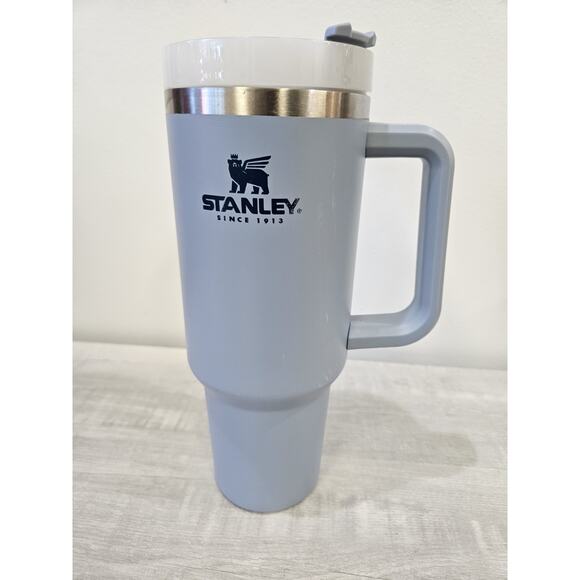Stanley 40oz Stainless Steel H2.0 FlowState Quencher Tumbler Blue .no Straw - Picture 1 of 10